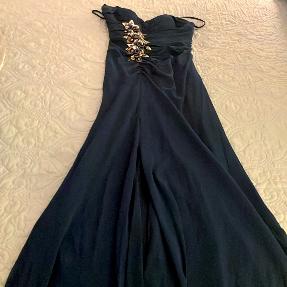 Navy Blue Strapless Sweetheart Gown with Silver Sequins Flower Embellishments - Picture 7 of 8